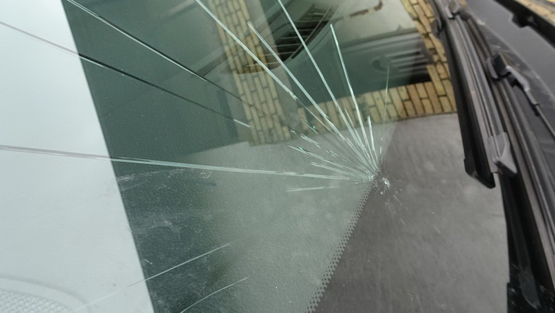 Slika 6 Staklo na vozilu