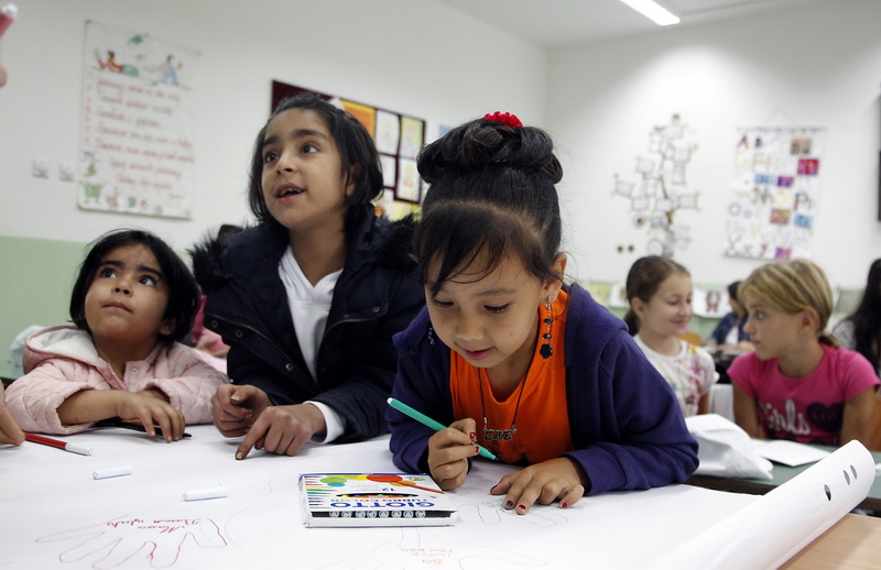 Bela Palanka Skola migrants 3