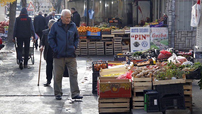 Kosovska mitrovica carinskirat 18