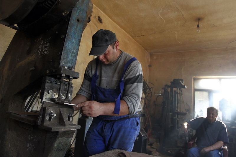 Kovaci iz BelePalanke 11