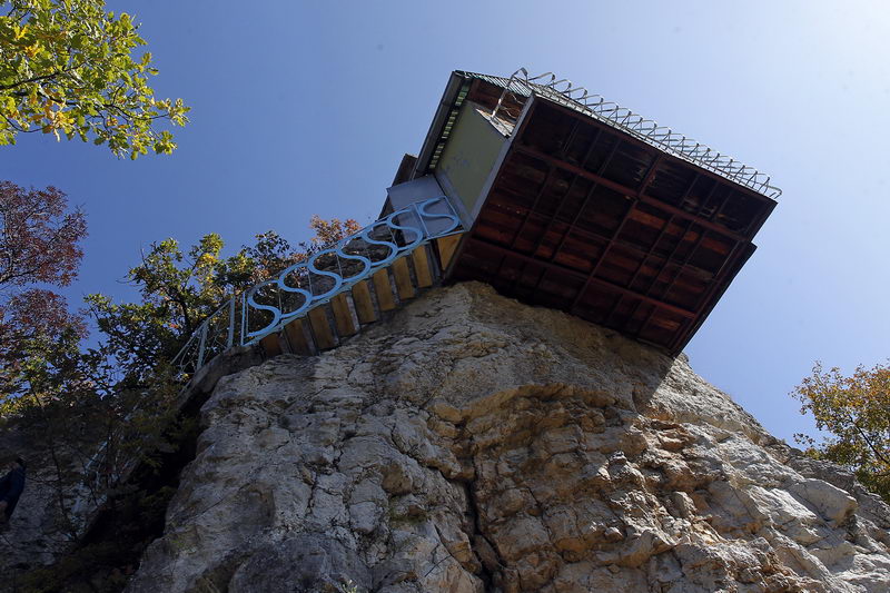 bela palanka kucanasteni 35