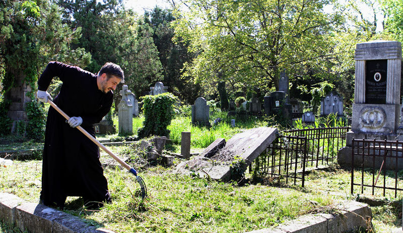 ciscenje groblja 7