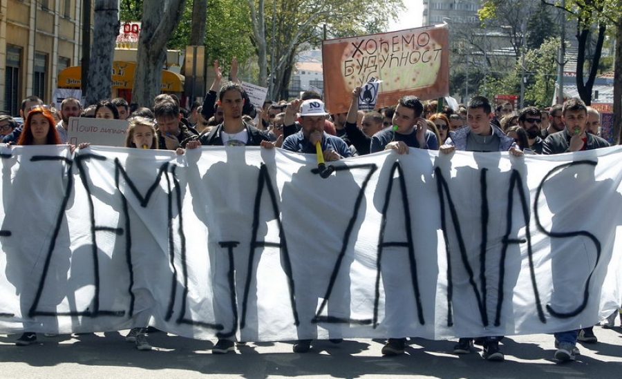Zašto građani ne mare za demokratiju
