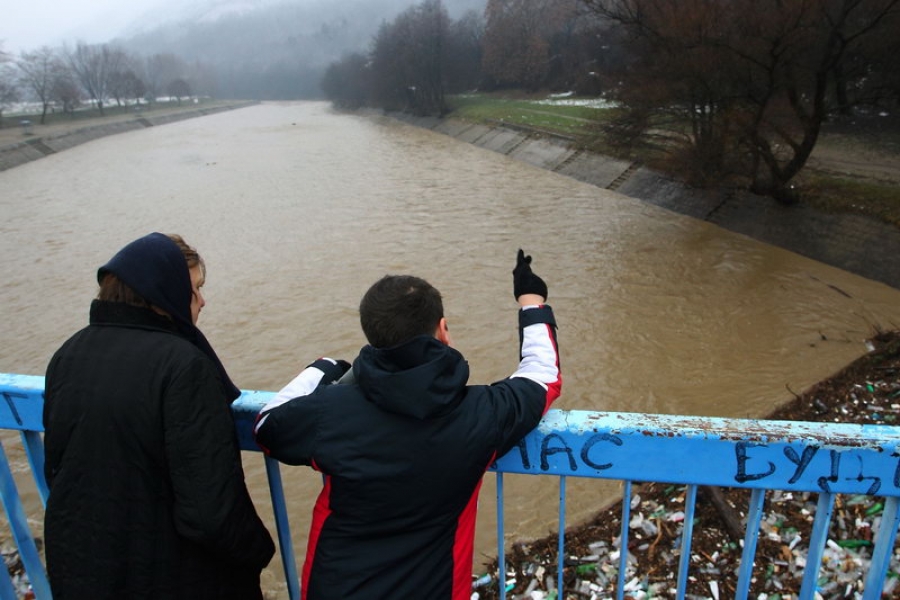 Pojedina mesta na jugu Srbije bez vode i struje