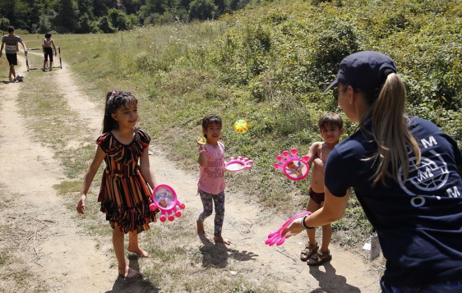 Migranti iz prihvatnih centara u Vranju, Preševu I Bujanovcu obišli Prohor Pčinjski