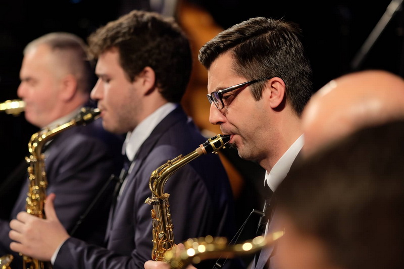 BIG BAND RTS 012