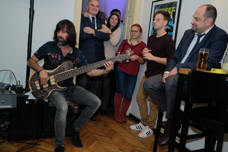 JAM SESSION 023