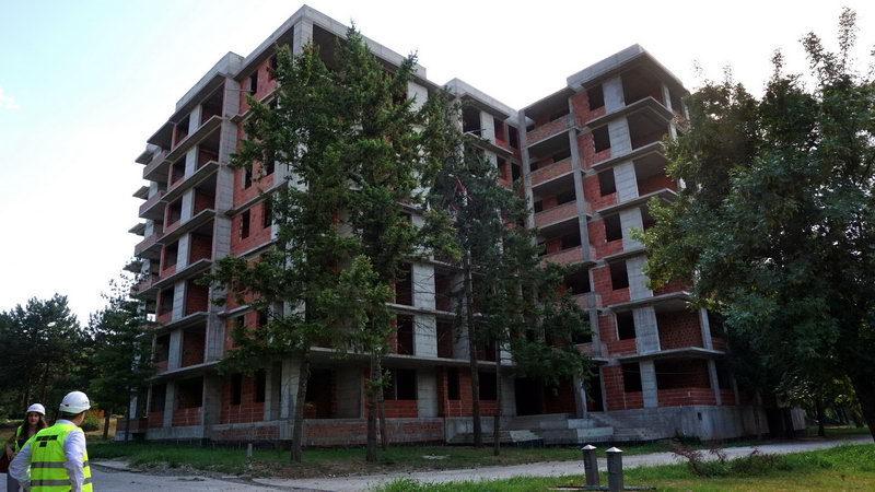 Novi nis 08