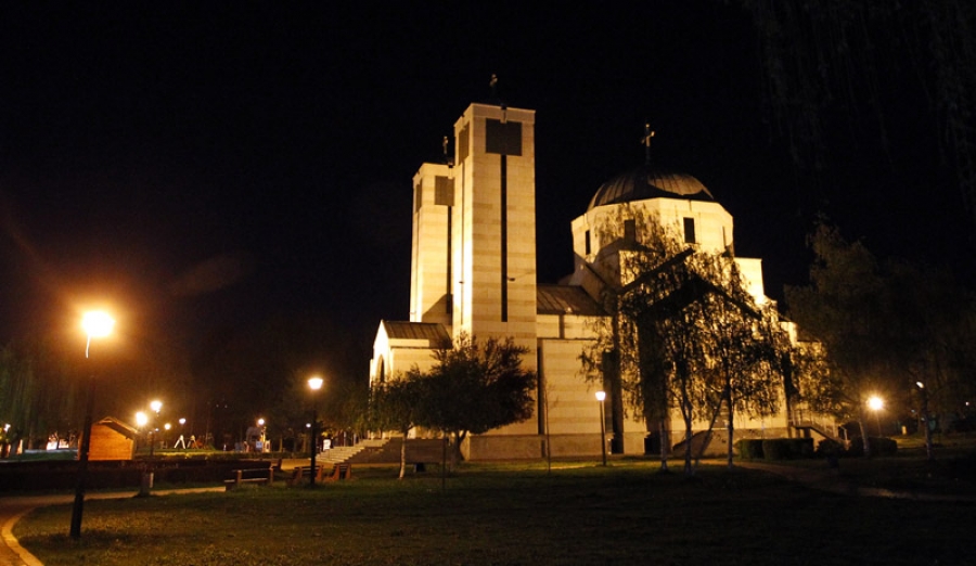 Vaskrs uz prazne crkve
