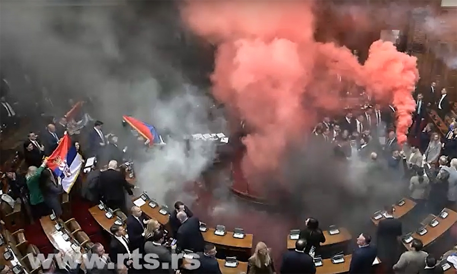 Kome je odgovarao haos u Skupštini Srbije?