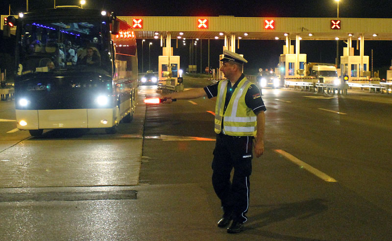 policija 11