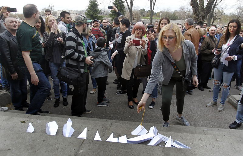 protest aerodrom 10
