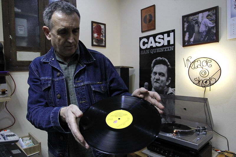 prodavnica gramofonskih ploca 02