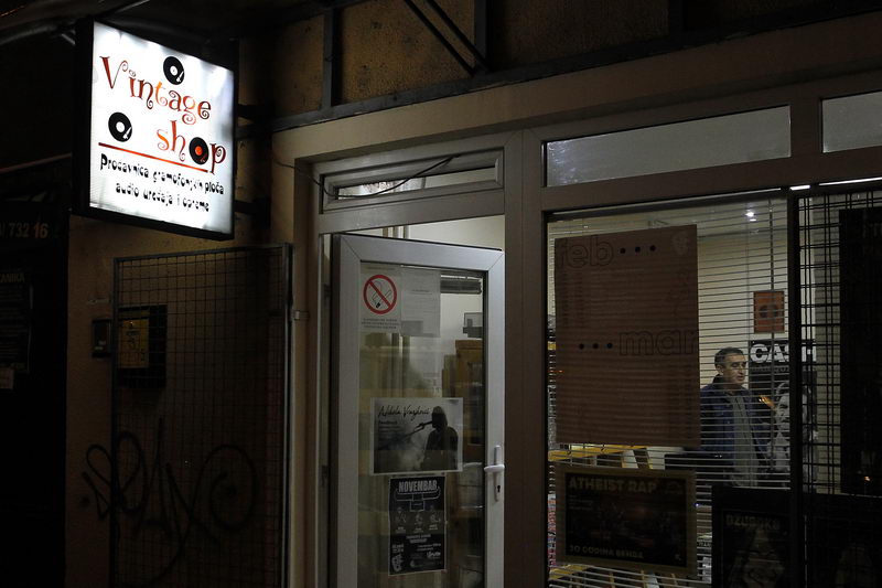 prodavnica gramofonskih ploca 03