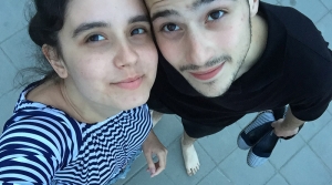 Iznajmila autobus sa Deda Mrazom i poklonila vožnju svom momku