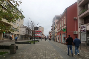 Ponizno&scaron;ću do asfalta