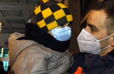 Dete u &scaron;kolu može, a na stranačke mitinge?