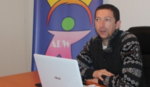 "Work place rights are not for sale, worst choice jobs &ndash; beyond the pale Together we will never fail"